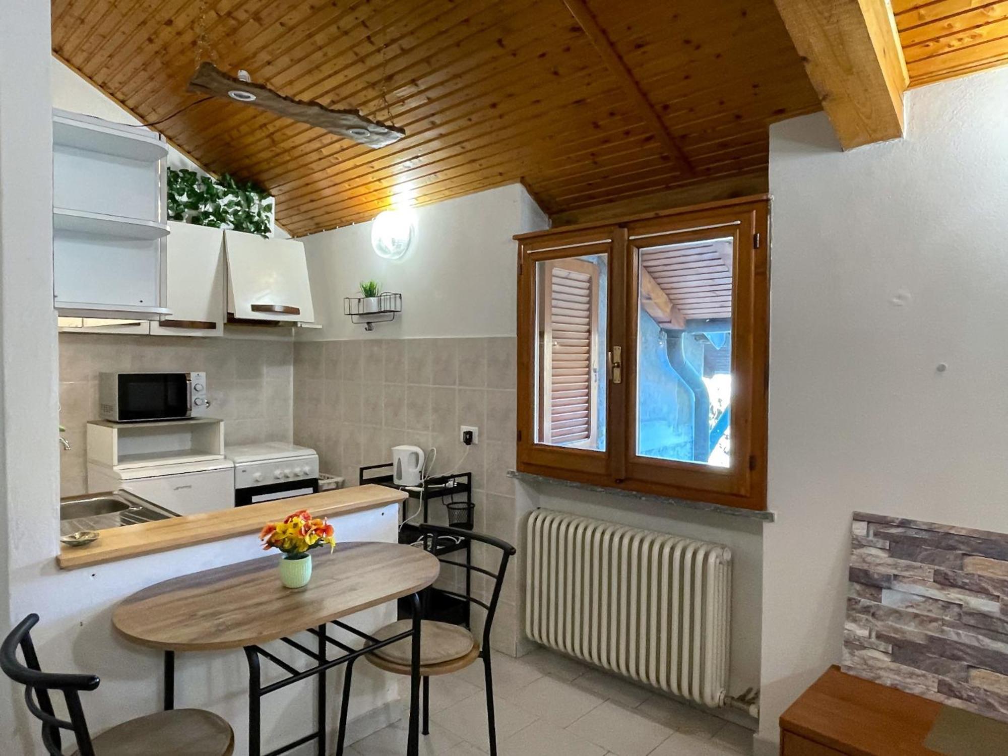 La Corte Dei Torri Loft On The Lake Oliveto Lario Exteriér fotografie