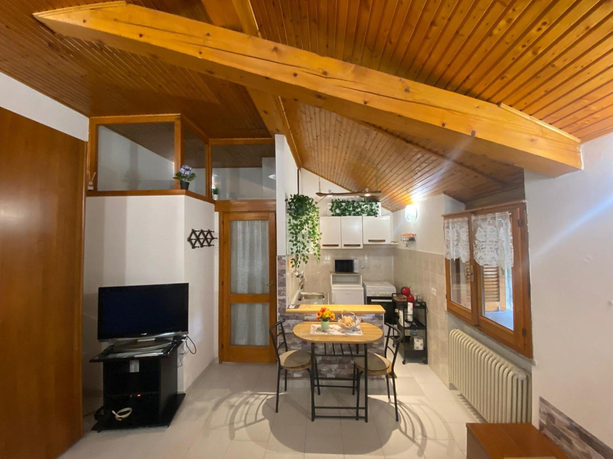 La Corte Dei Torri Loft On The Lake Oliveto Lario Exteriér fotografie